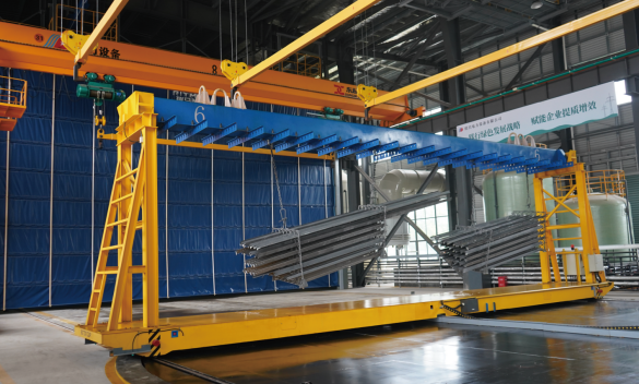 100000 طن / سنة